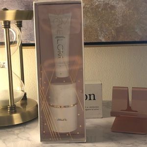 Brand new Evelom face set